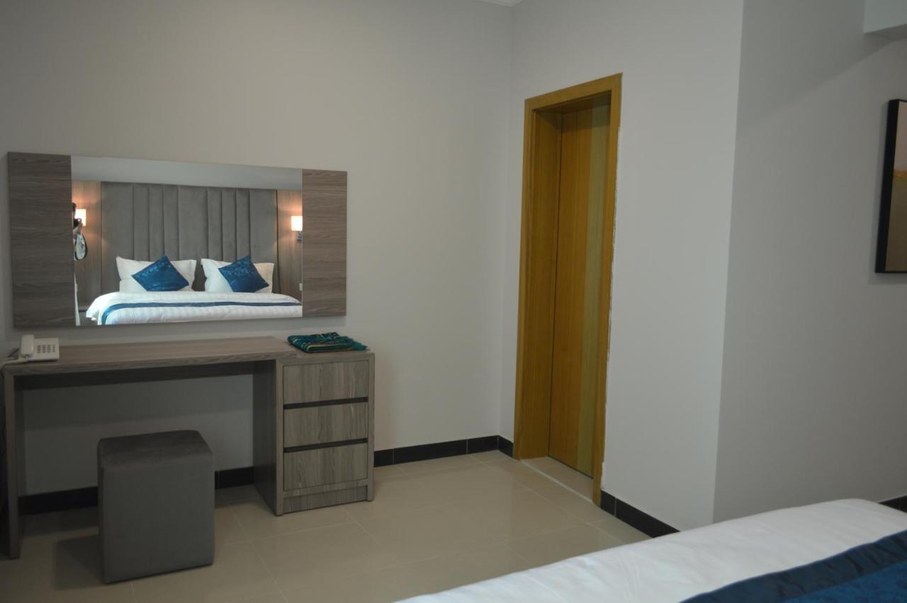 Terrace View 3 - Hotel Apartments Dammam Exterior foto