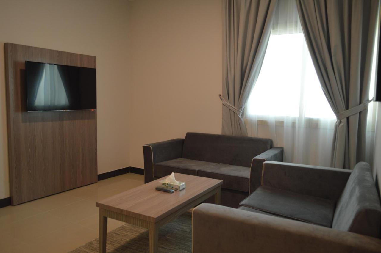 Terrace View 3 - Hotel Apartments Dammam Exterior foto