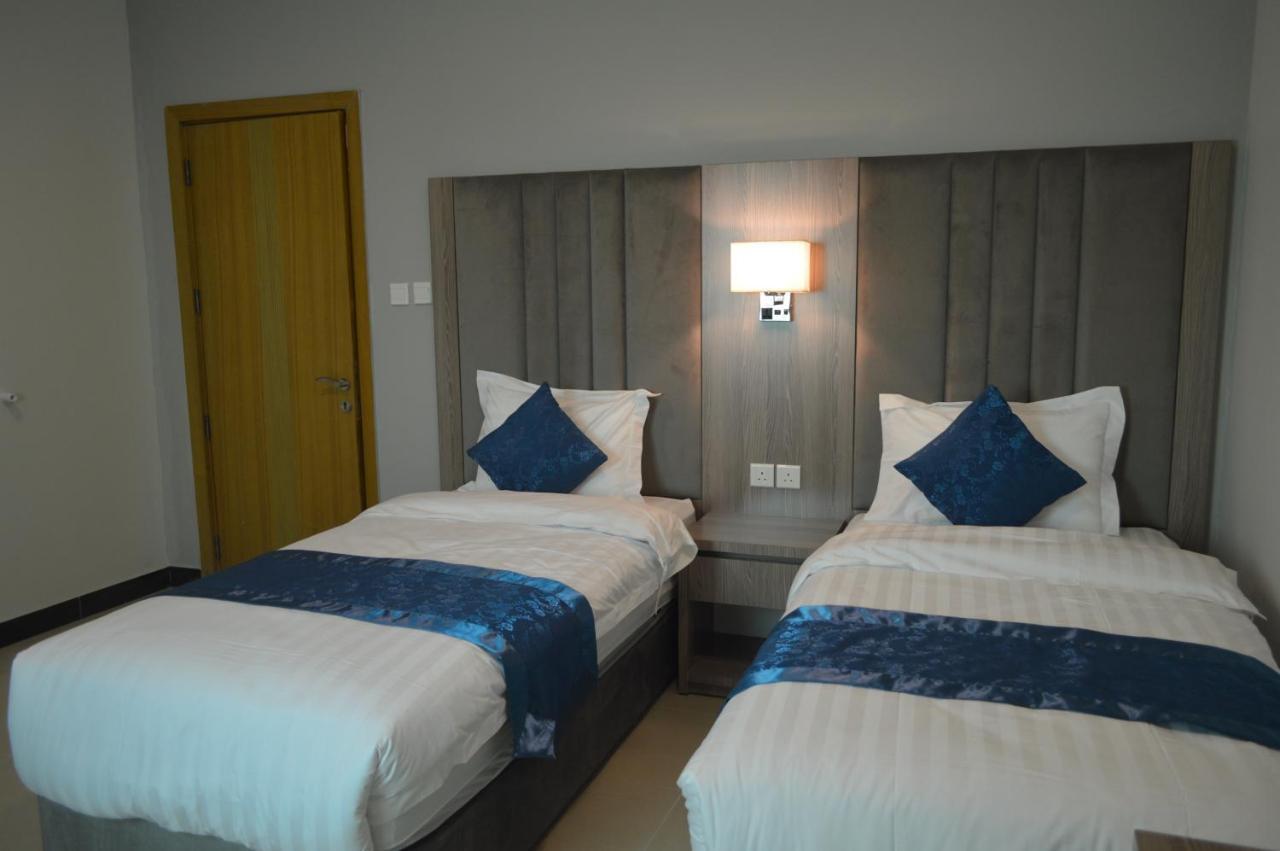 Terrace View 3 - Hotel Apartments Dammam Exterior foto