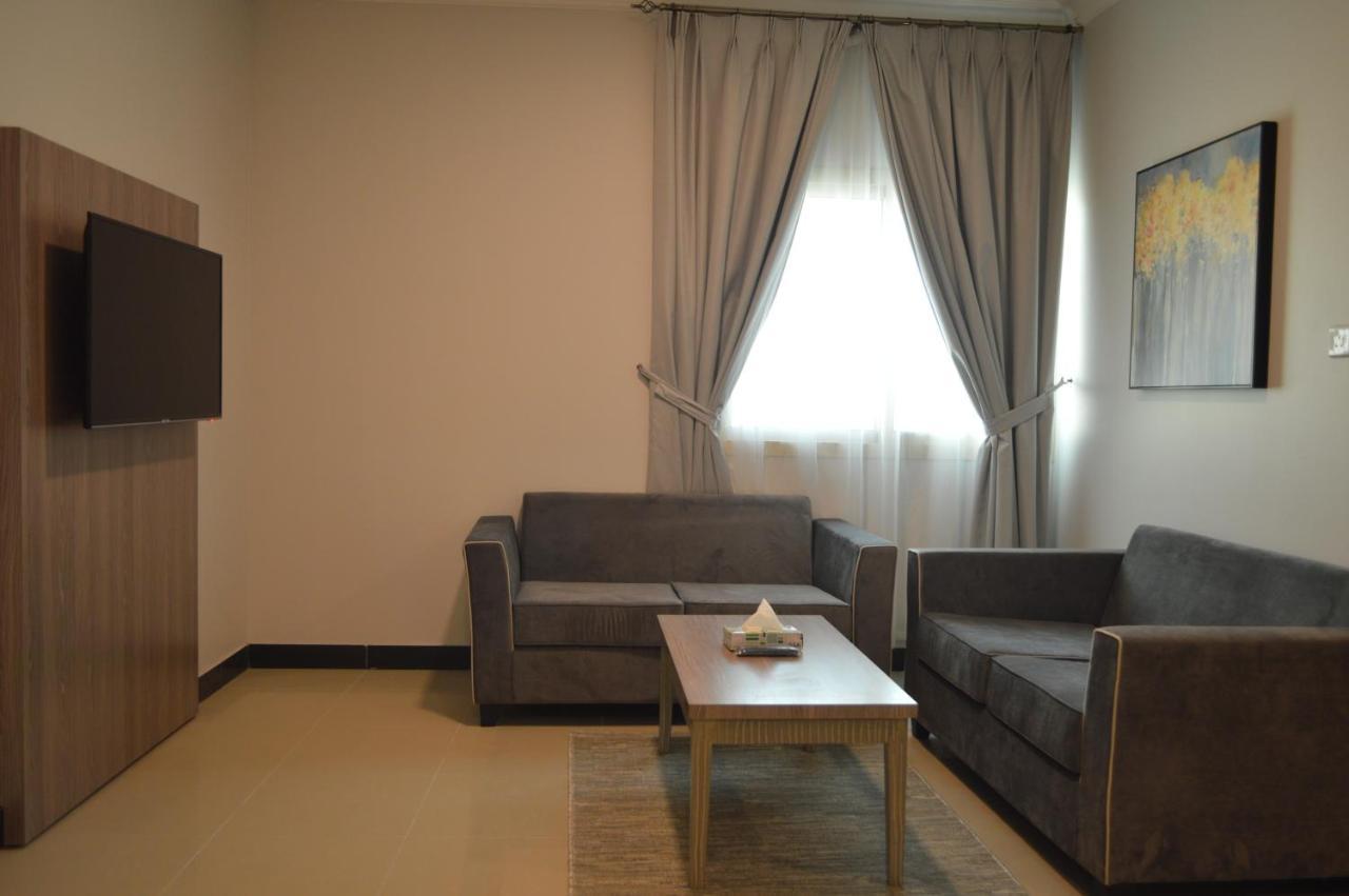 Terrace View 3 - Hotel Apartments Dammam Exterior foto
